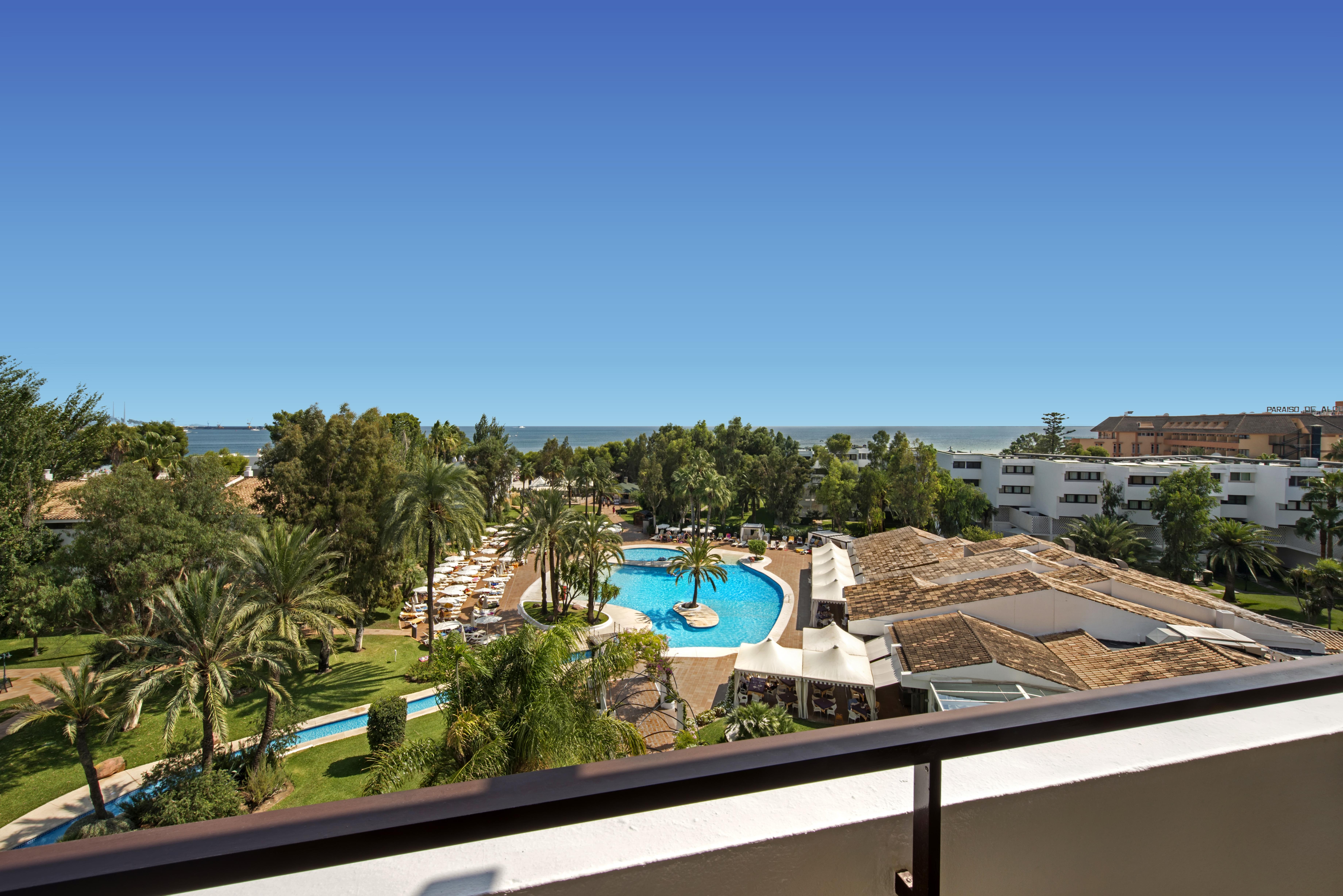 Hotel Iberostar Waves Ciudad Blanca 4*